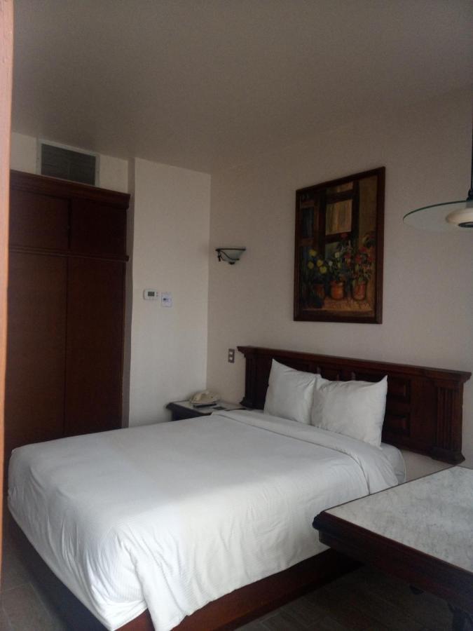 Alameda Centro Historico Hotel 4*
